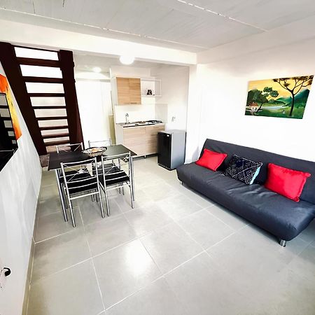 ריונגרו Next To The Airport - Cute Home מראה חיצוני תמונה