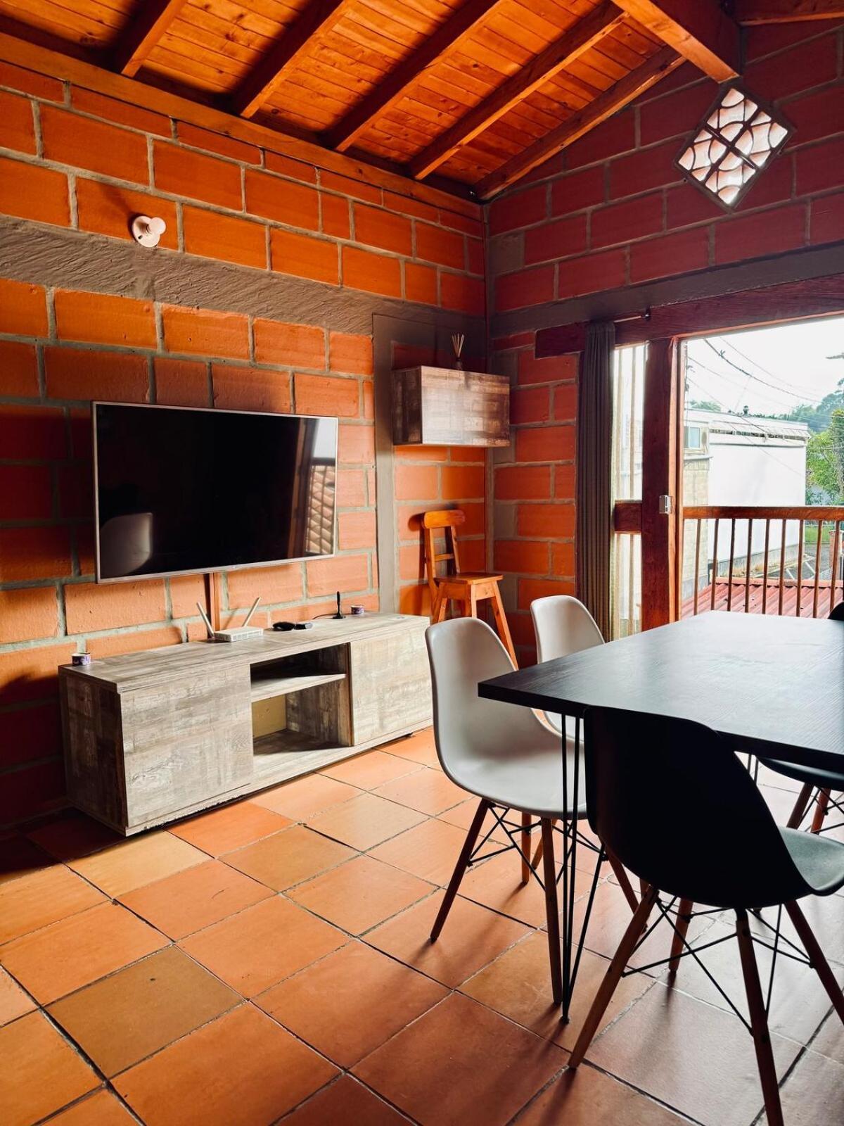 ריונגרו Next To The Airport - Cute Home מראה חיצוני תמונה